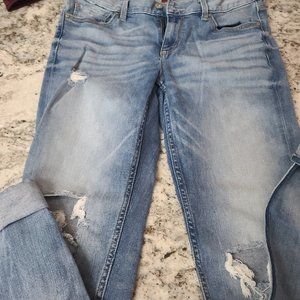 ARIZONA BOYFRIEND GIRLFRIEND RIPPED KNEES midrise